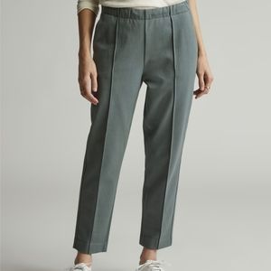 🆕 EVERLANE The Dream Pant® in green